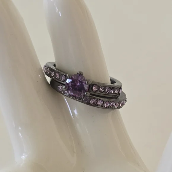 🖤 Black & Violet Ring Stack Set - Picture 4 of 10